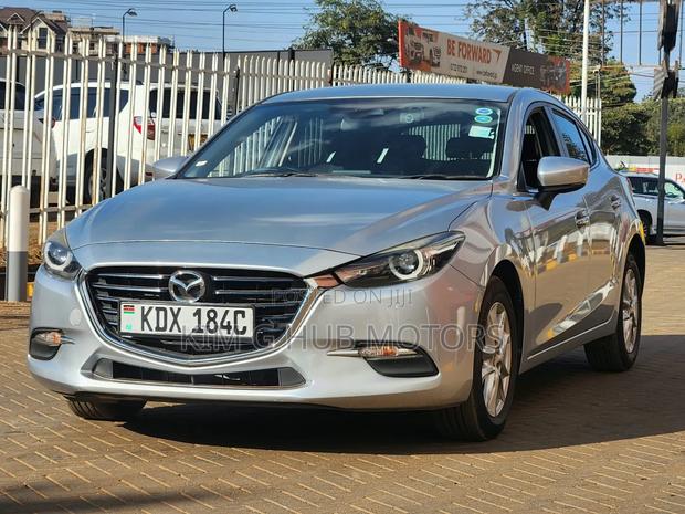 Mazda Axela 2018 Silver