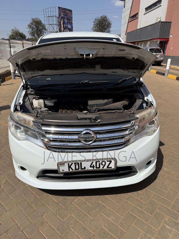 Nissan Serena 2016 Pearl