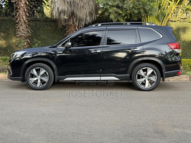 Subaru Forester 2.0XT Premium AWD 2018 Black