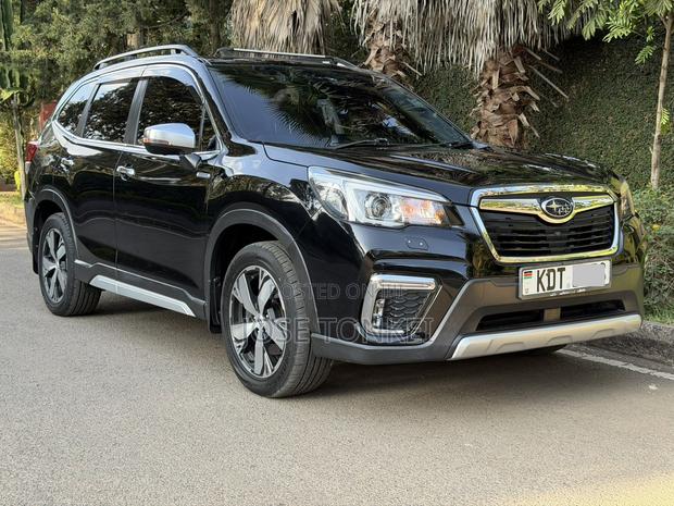 Subaru Forester 2.0XT Premium AWD 2018 Black