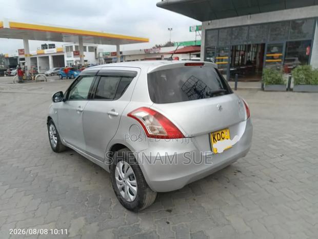 Suzuki Swift 2014 Silver