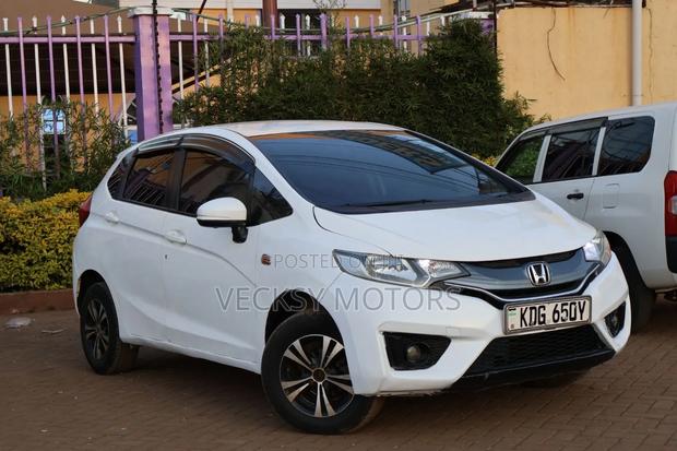 Honda Fit 2014 Pearl