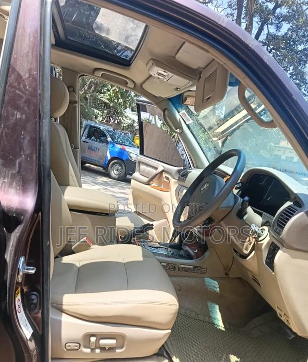 Toyota Land Cruiser 2006 Burgundy