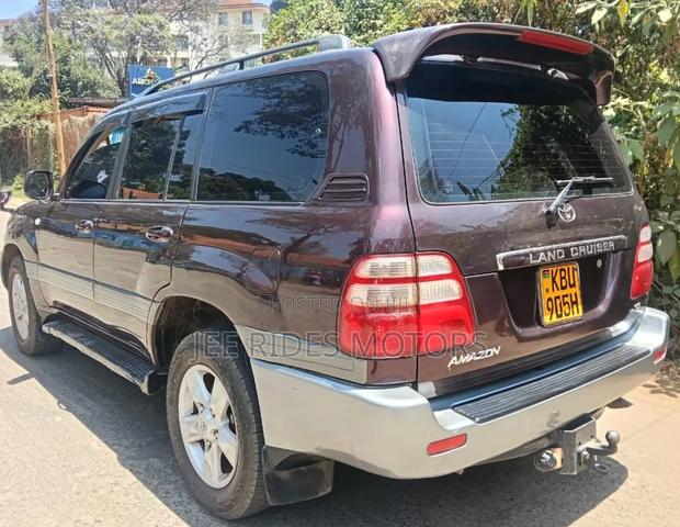 Toyota Land Cruiser 2006 Burgundy