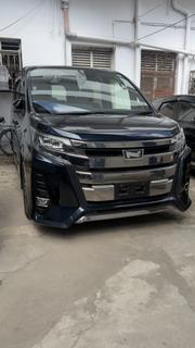 Toyota Noah 2.0 AWD (7 Seater) 2019 Teal for sale