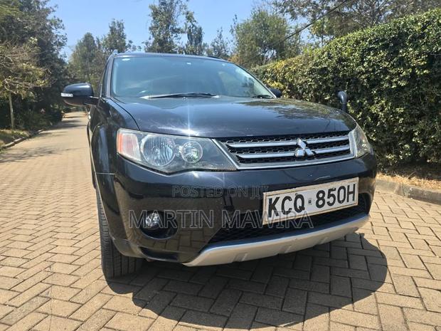 Mitsubishi Outlander 2011 Black