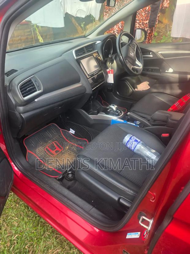 Honda Fit EX-L 2019 Pink