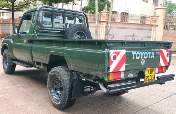 Toyota Land Cruiser 2008 Green