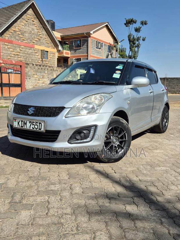 Suzuki Swift 2015 Silver