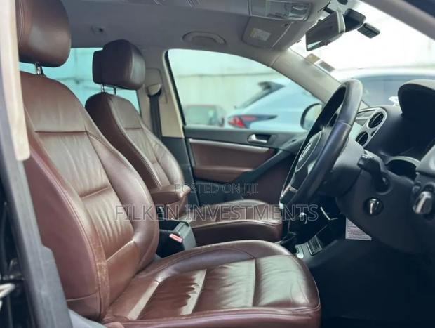 Volkswagen Tiguan 2013 Black