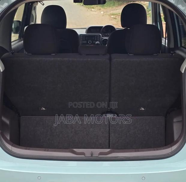 Toyota Porte 2020 Green