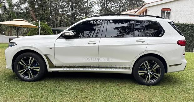 BMW X7 2021 White