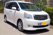 Toyota Noah 2.0 158hp FWD (8 Seater) 2013 White for sale