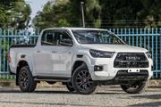 Toyota Hilux 2022 Pearl for sale