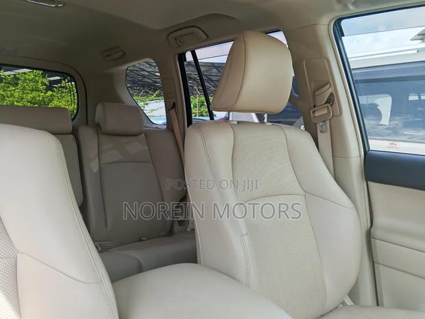 Toyota Land Cruiser Prado 2019 White