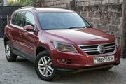 Volkswagen Tiguan S 2011 Maroon for sale