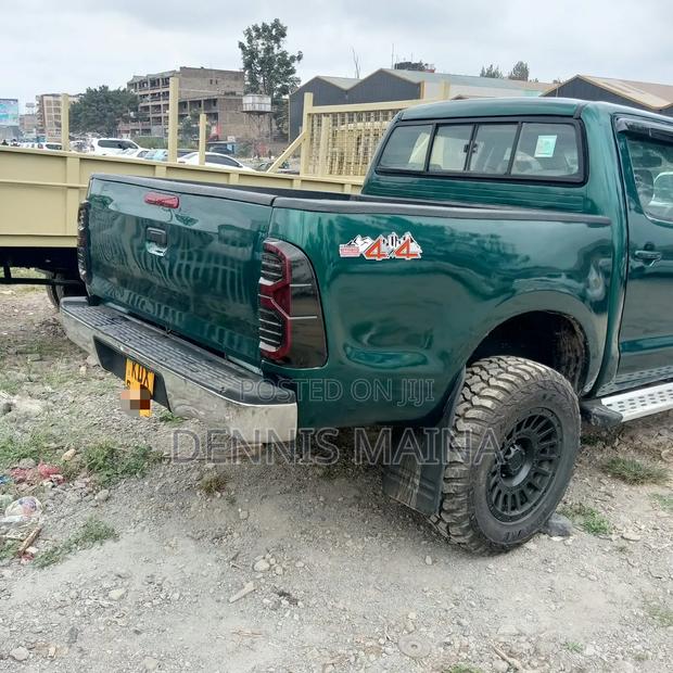 Toyota Hilux 2007 Green