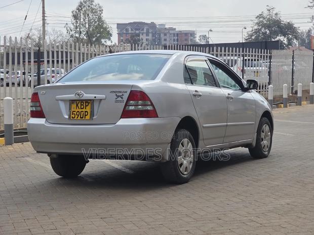 Toyota Corolla 2005 Silver