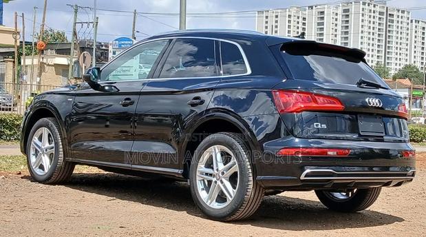 Audi Q5 2018 Black