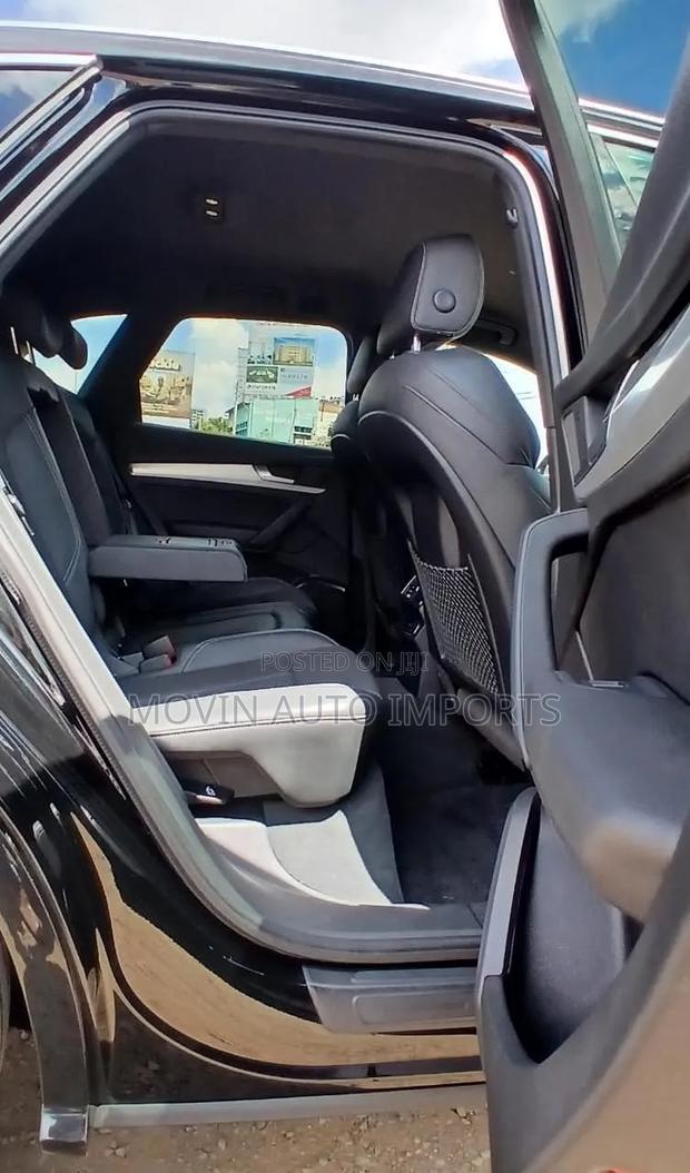 Audi Q5 2018 Black
