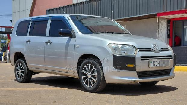 Toyota Probox 2016 Silver
