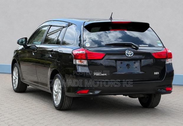 Toyota Corolla Fielder 2019 Matt Black