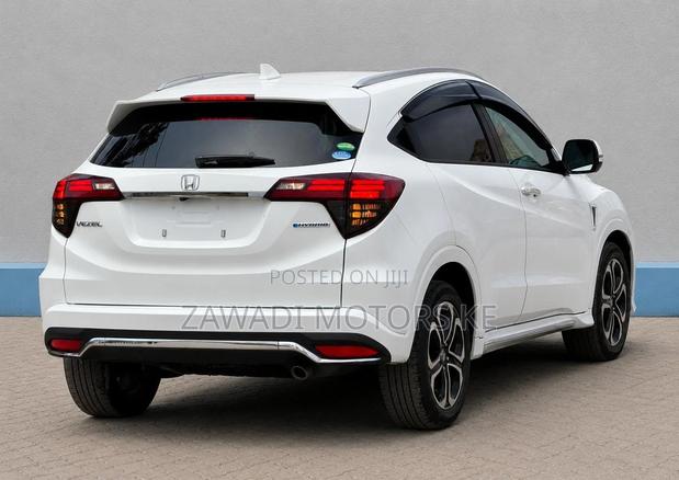 Honda Vezel 1.5 Hybrid 2WD 2019 White