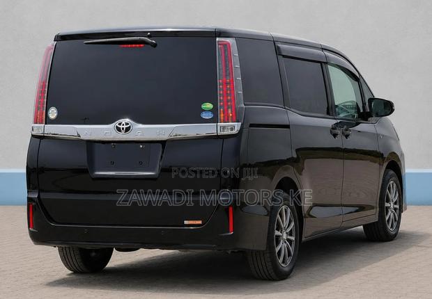 Toyota Noah 2.0 FWD (7 Seater) 2019 Black