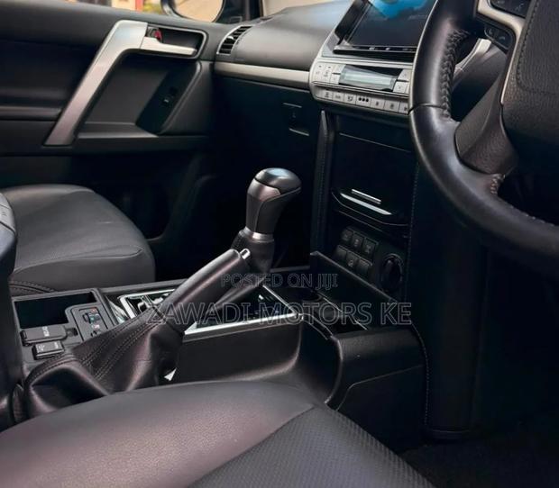 Toyota Land Cruiser Prado 2021 Matt Black
