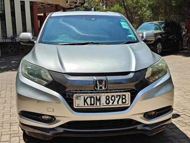 Honda Vezel 1.5 Hybrid 2WD 2016 Silver
