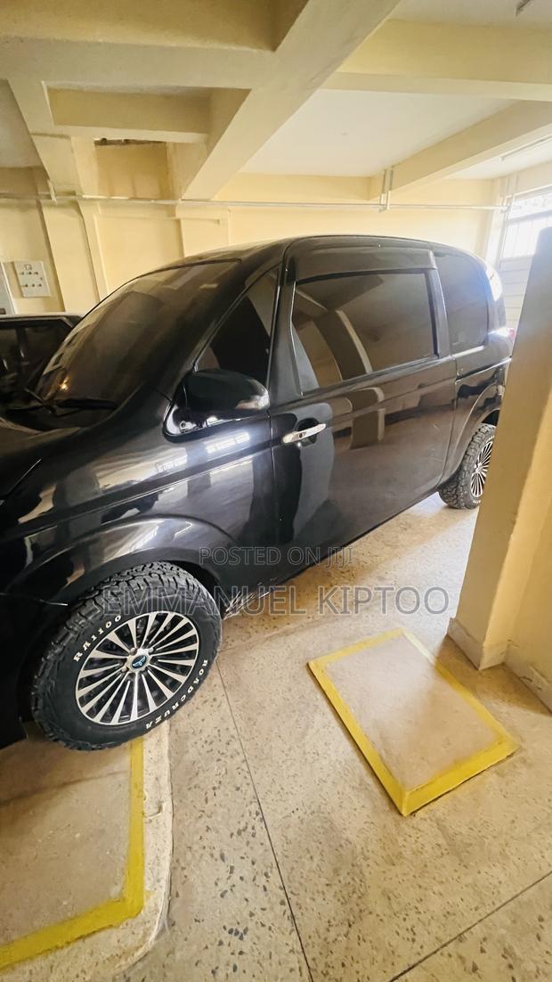 Toyota Spade 1.5 2015 Black
