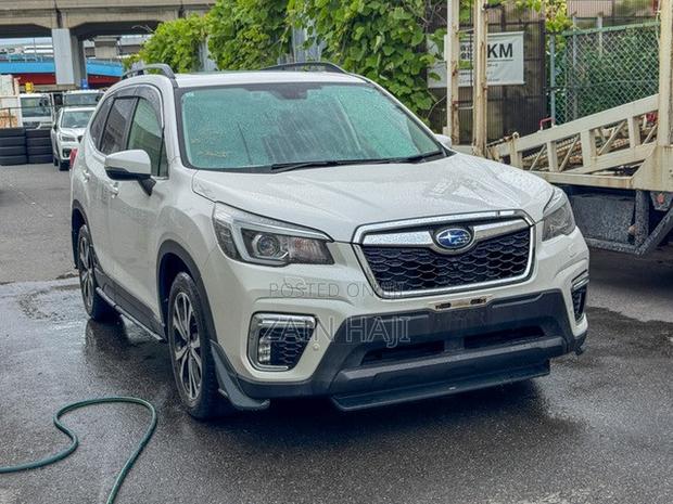 Subaru Forester 2019 White