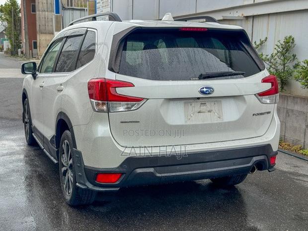 Subaru Forester 2019 White