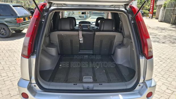 Nissan X-Trail 2006 Gray