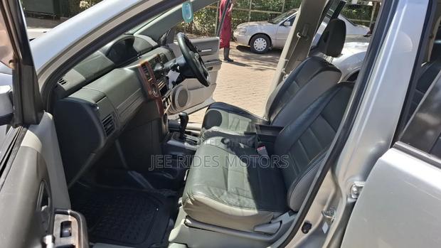 Nissan X-Trail 2006 Gray