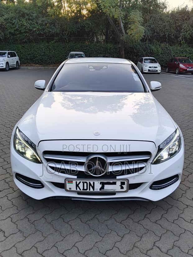 Mercedes-Benz C200 2014 White