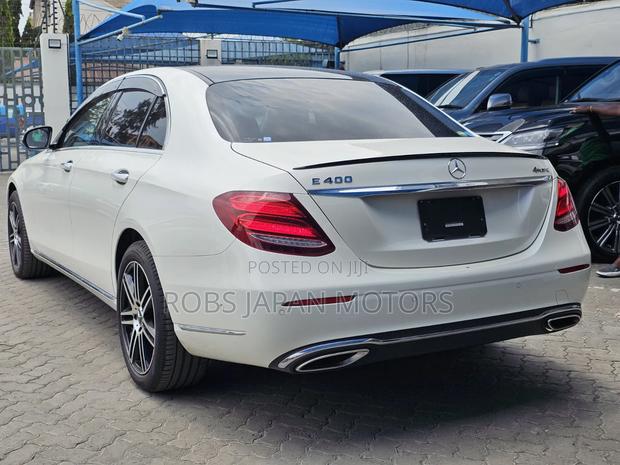 Mercedes-Benz E400 2018 Off white