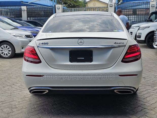 Mercedes-Benz E400 2018 Off white