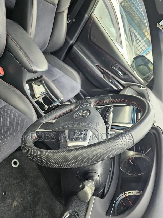 Toyota Harrier 2019 Blue