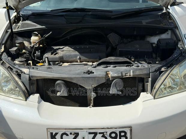 Toyota Harrier 2013 White