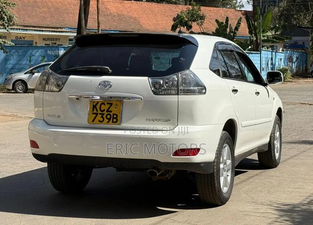 Toyota Harrier 2012 White