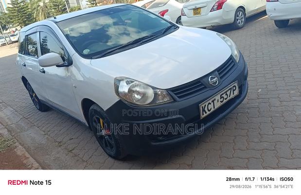 Nissan Advan 2011 White