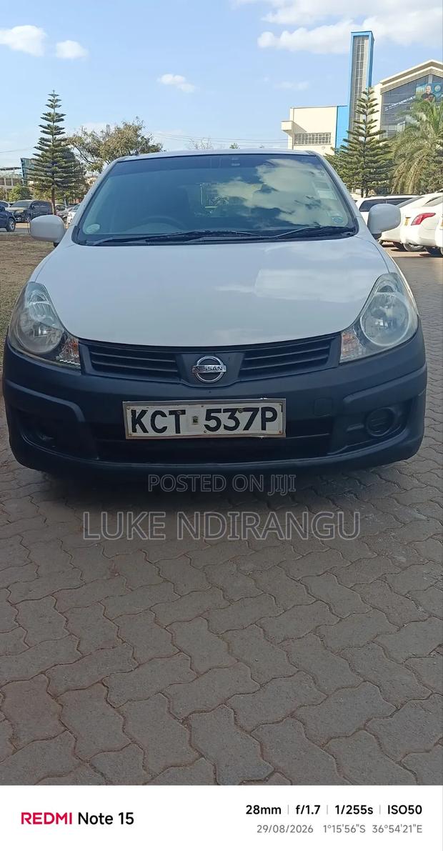 Nissan Advan 2011 White