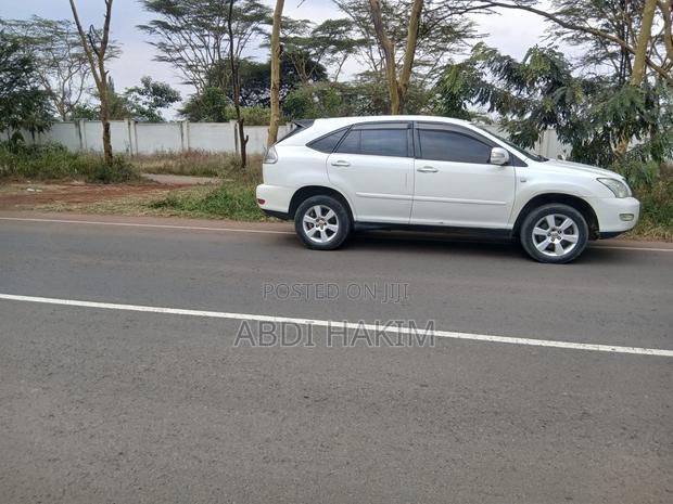 Toyota Harrier 2007 White