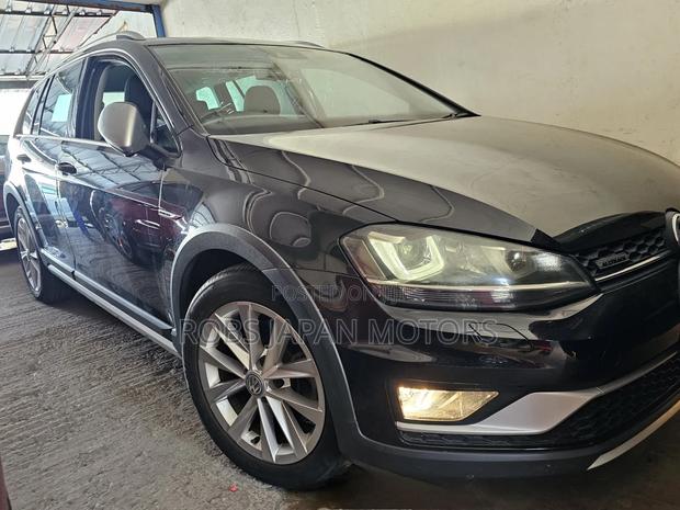 Volkswagen Golf Alltrack 2018 Black