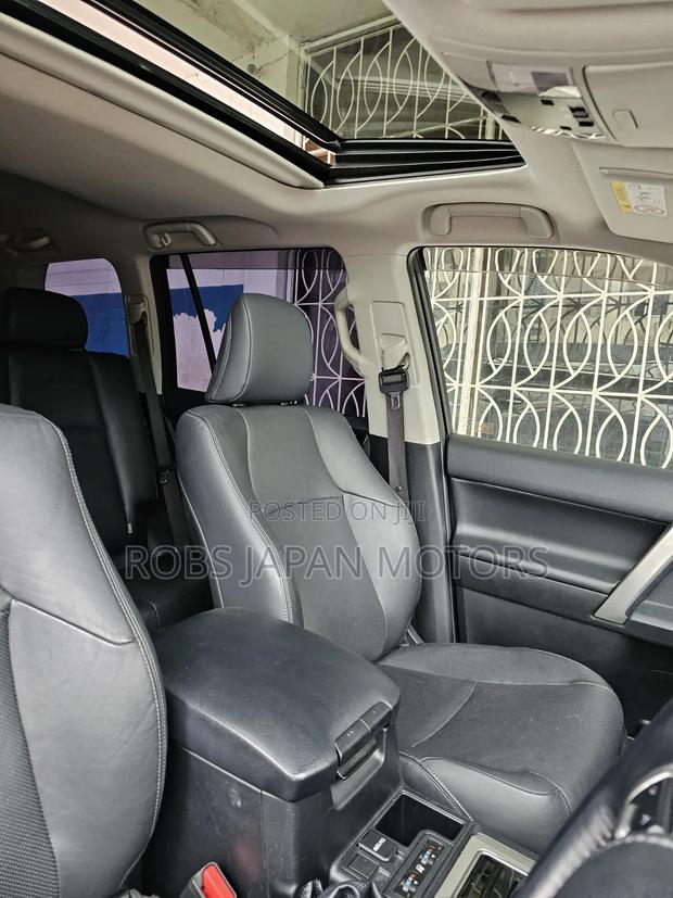 Toyota Land Cruiser Prado 2021