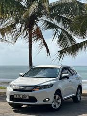 Toyota Harrier 2015 White for sale