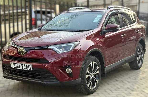 Toyota RAV4 2018 Red