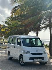Toyota TownAce 2012 White for sale