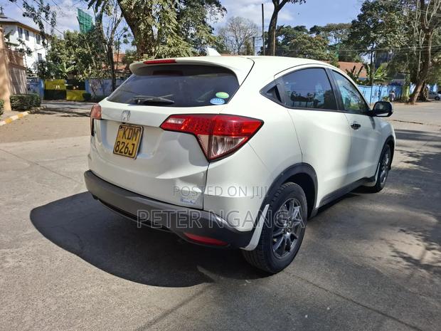 Honda Vezel 1.5 2WD 2016 White